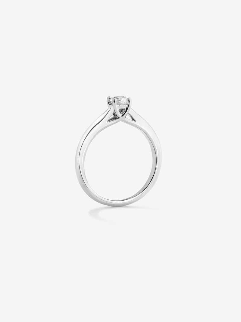 Engagement ring image number 2