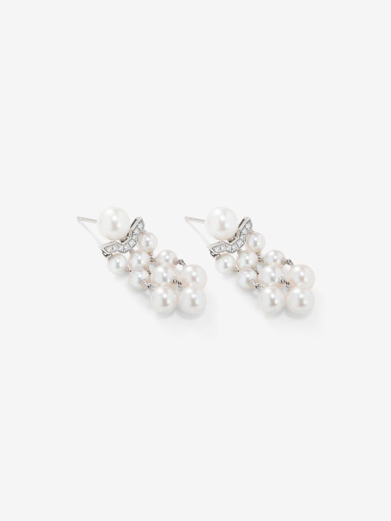 18K white gold earrings with 20 Akoya pearls and 16 brilliant-cut diamonds with a total of 0.08 cts image number 2