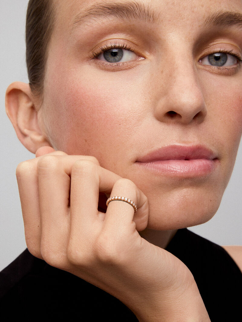 Half ring in 18K rose gold with 15 brilliant-cut diamonds with a total of 0.3 cts image number 3