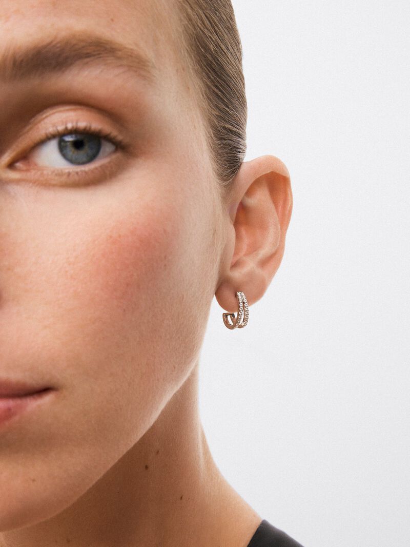 18K white gold double hoop earrings with 44 brilliant-cut diamonds with a total of 0.41 cts image number 3