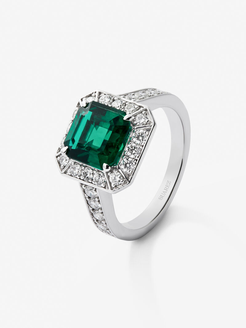 18K white gold ring with emerald cut emerald of 2.6 cts and border and arm of 26 brilliant cut diamonds with a total of 0.7 cts image number 0