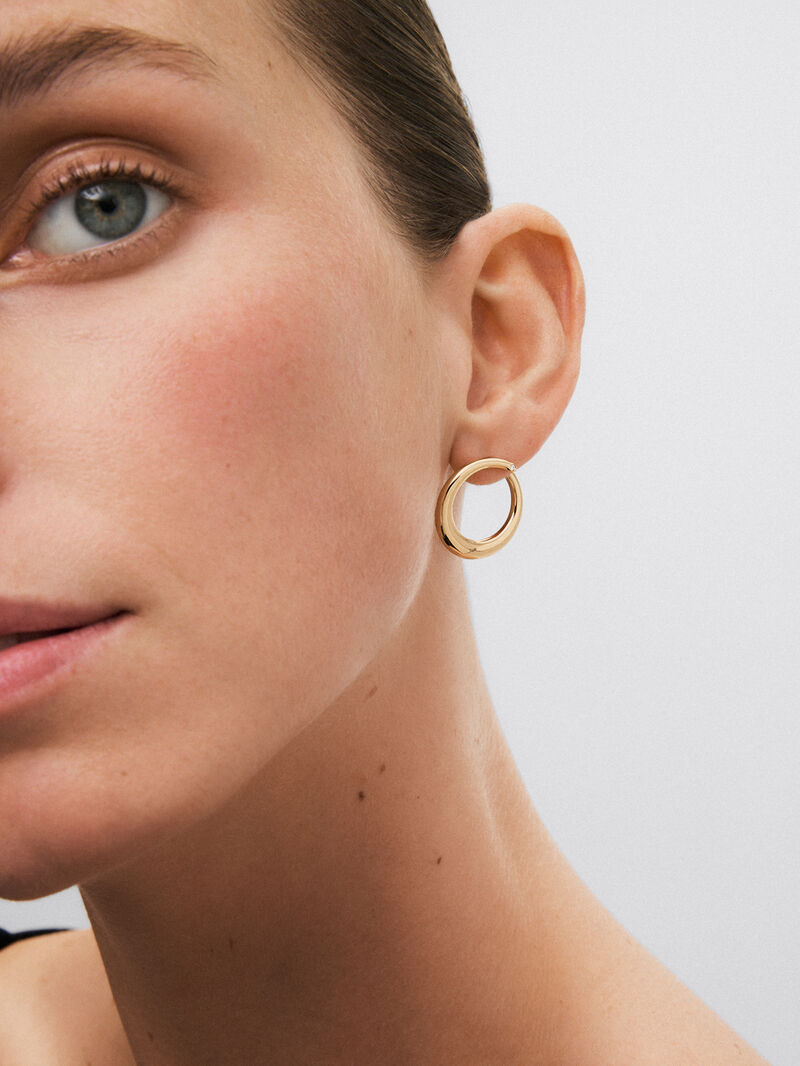 18k yellow gold smooth slopes with diamond image number 1