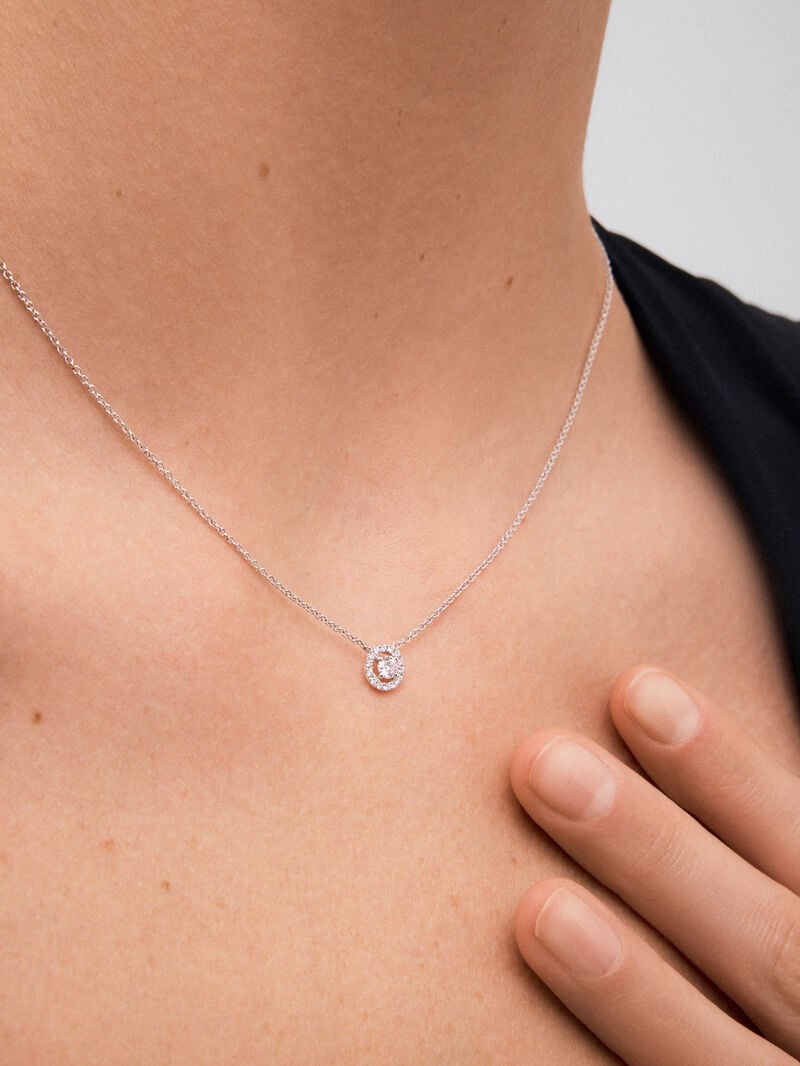 18K white gold chain pendant with solitary diamond and diamond urla image number 4