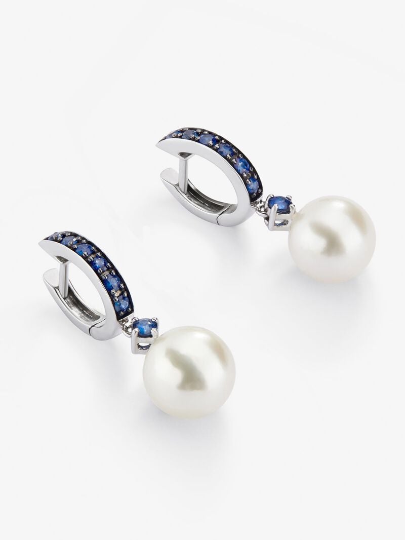 925 Silver hoop earring combined with 8.5 mm Australian pearl and sapphire. image number 2