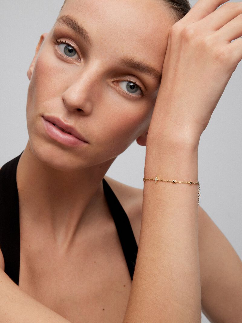 18K yellow gold bracelet with 5 brilliant-cut diamonds with a total of 0.04 cts image number 0