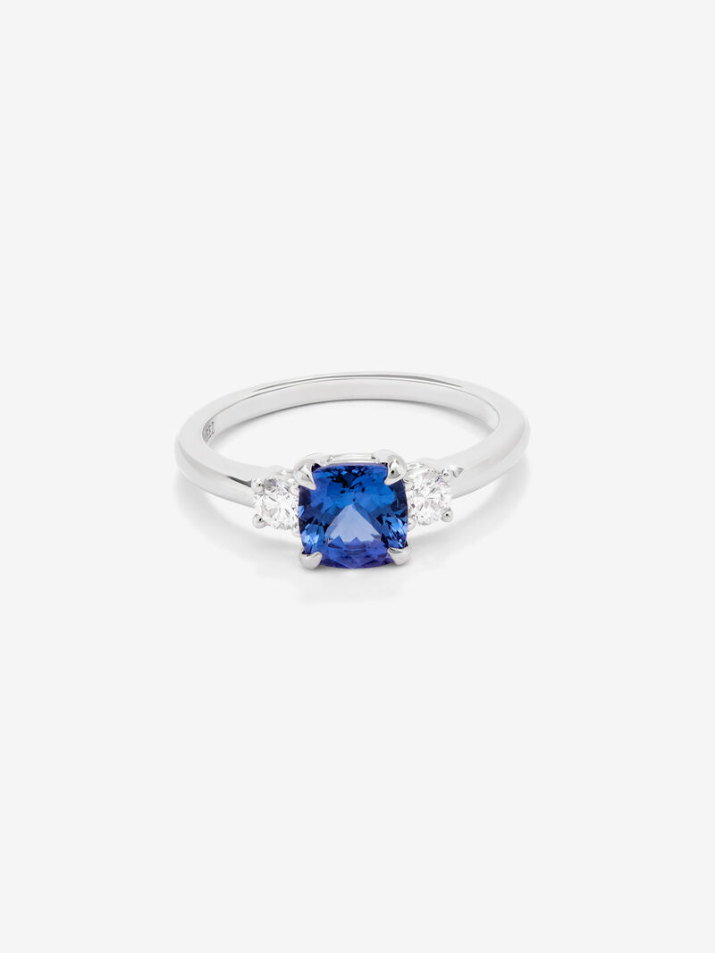 18K White Gold Solitaire Ring with Tanzanite and Diamond image number 2