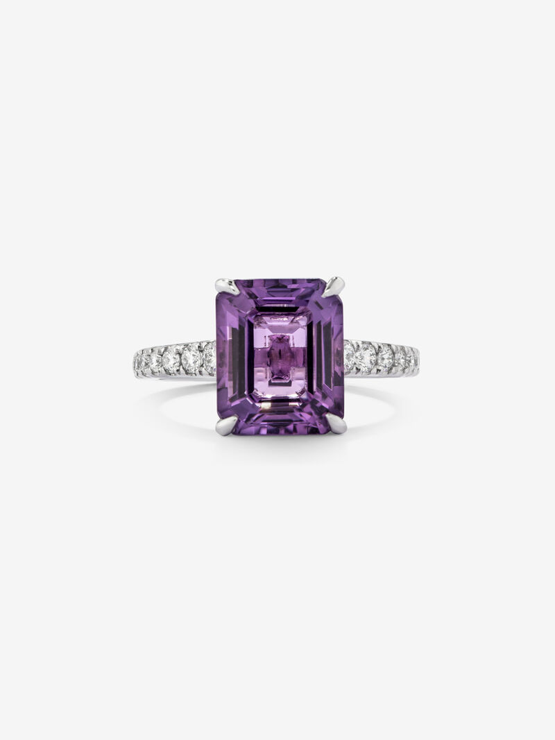 18K White Gold Ring with Purple Ameatist in Emerald Size 4.25 CTS and White Diamonds in Bright Size of 0.32 CTS image number 2