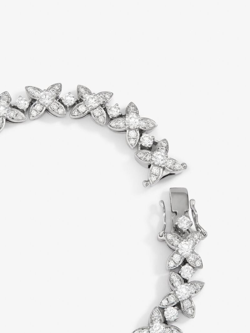 18K white gold bracelet with white diamonds in 5.41 cts image number 4
