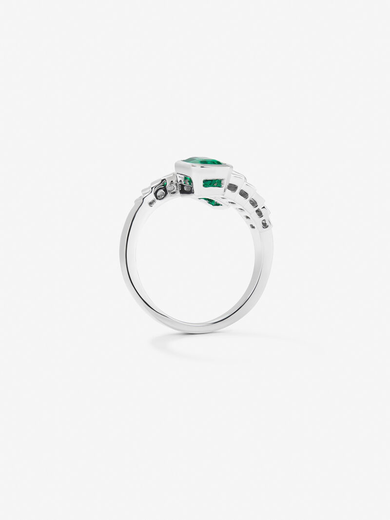 You and I 18k White Gold Ring with Green Emeralds in Octagonal Size 1.83 cts and White Diamonds in 0.57 CTS baggos image number 4