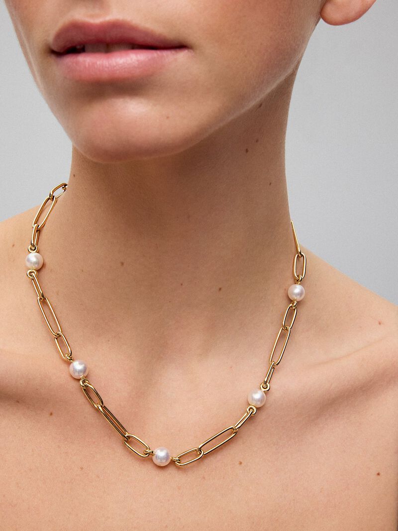 18K yellow gold link necklace with 5 8mm akoya pearls image number 1