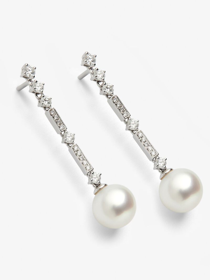 18k white gold pendant earring with Australian pearl and diamond. image number 2