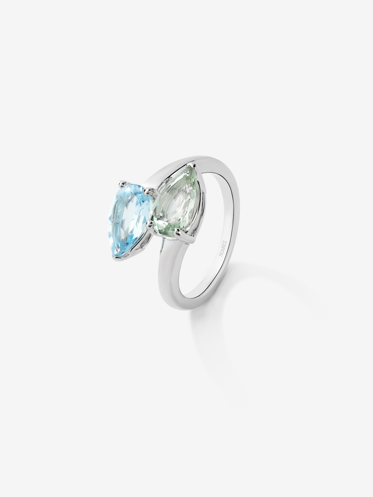 You and Me ring made of 925 silver with green amethyst and topaz.