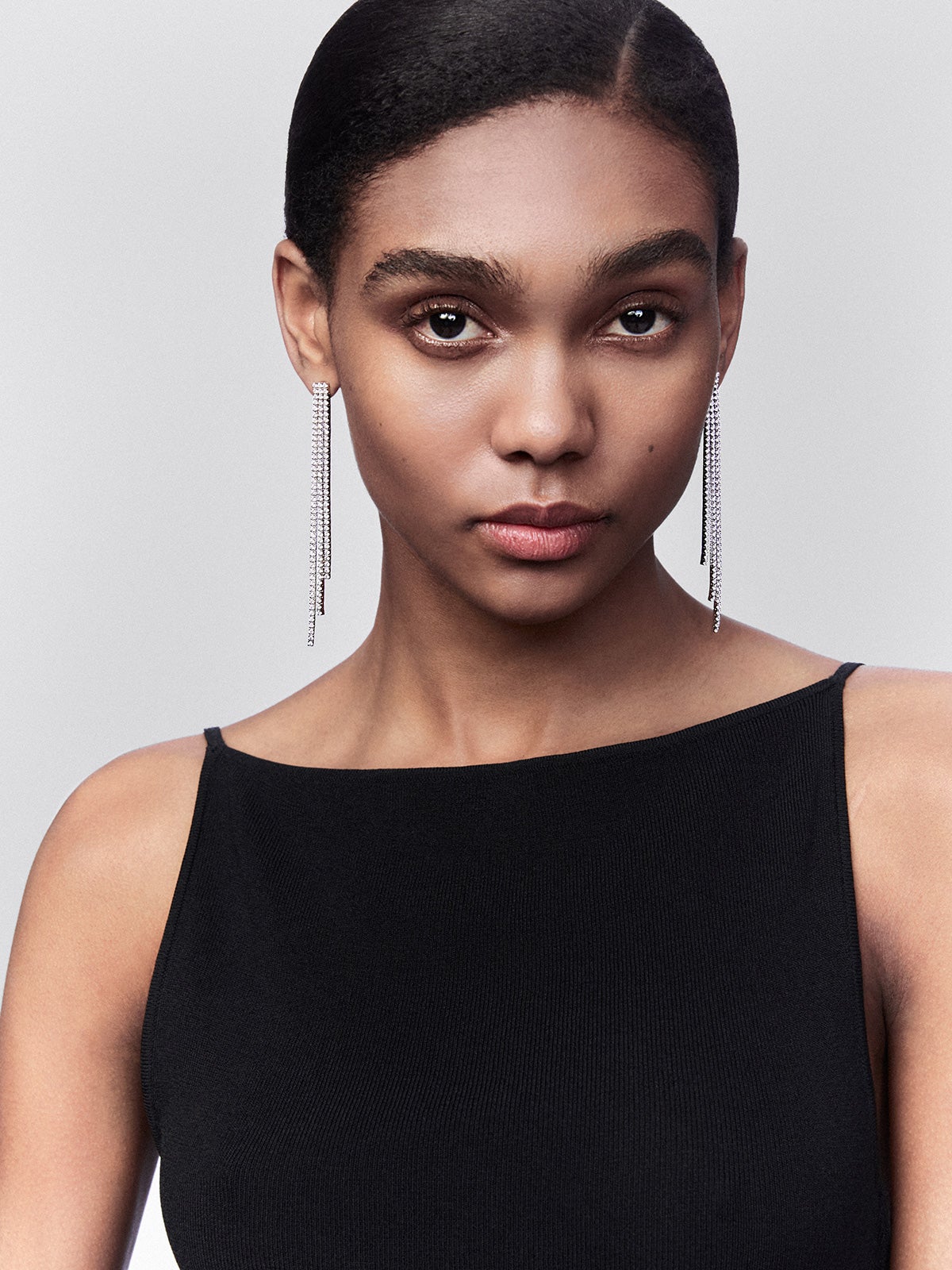 18K Gold Long Earrings with Diamond