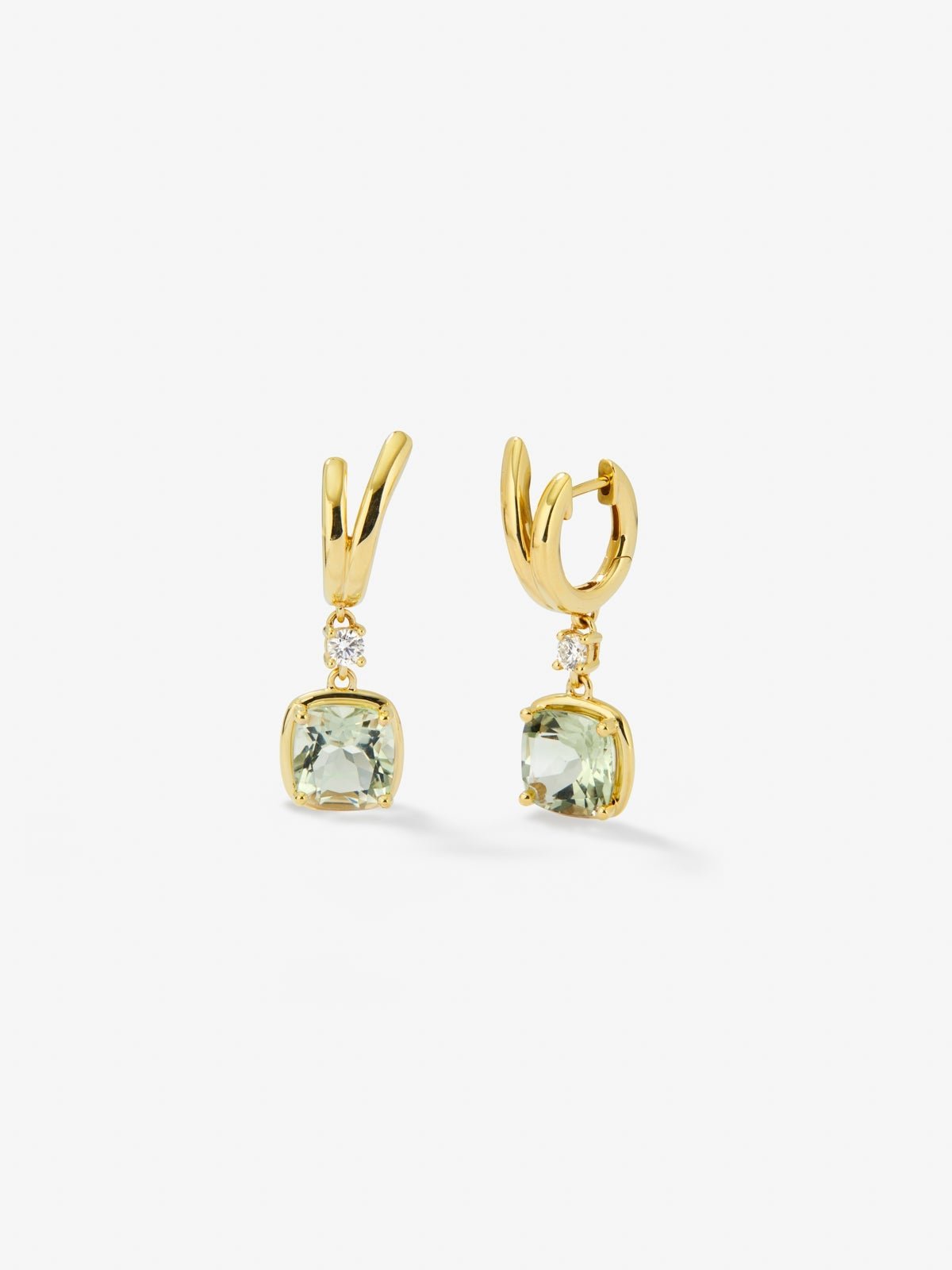 18K yellow gold earrings with 2 cushion-cut green amethysts with a total of 6.4 cts and 2 brilliant-cut diamonds with a total of 0.21 cts