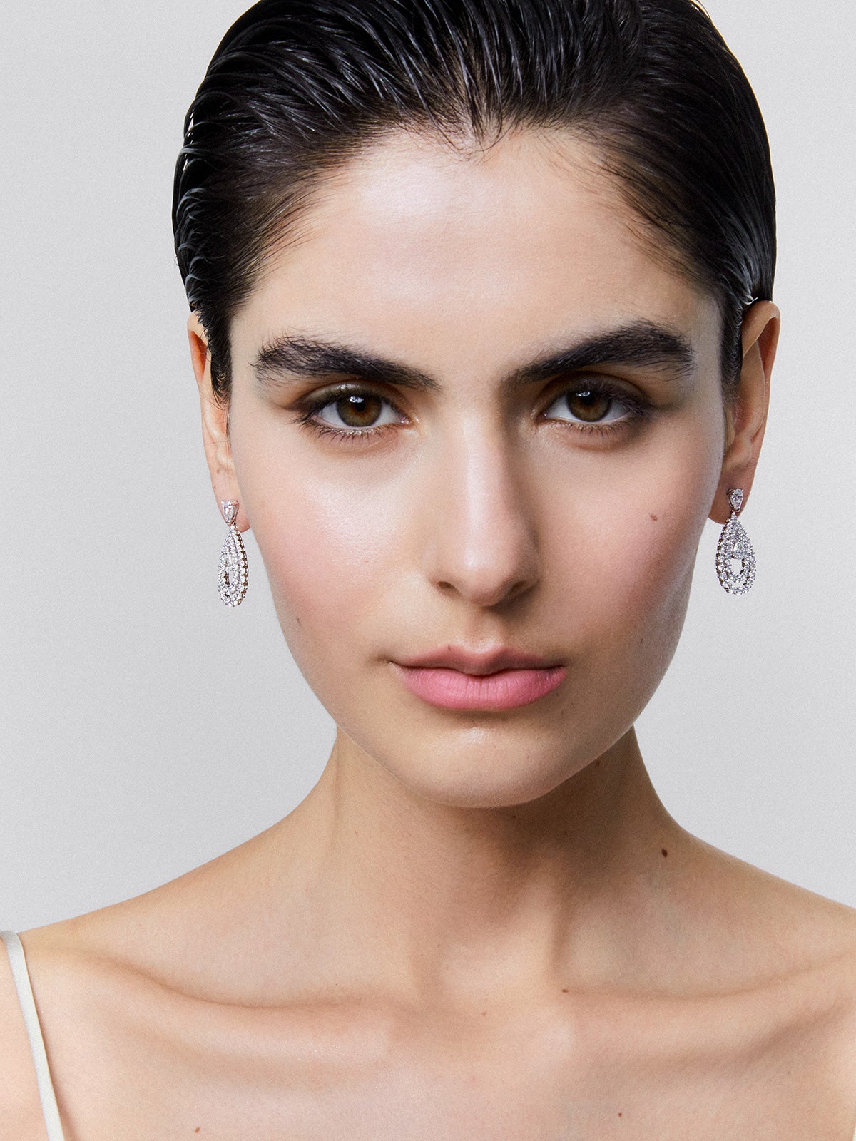 18k white long -golden tear with diamonds