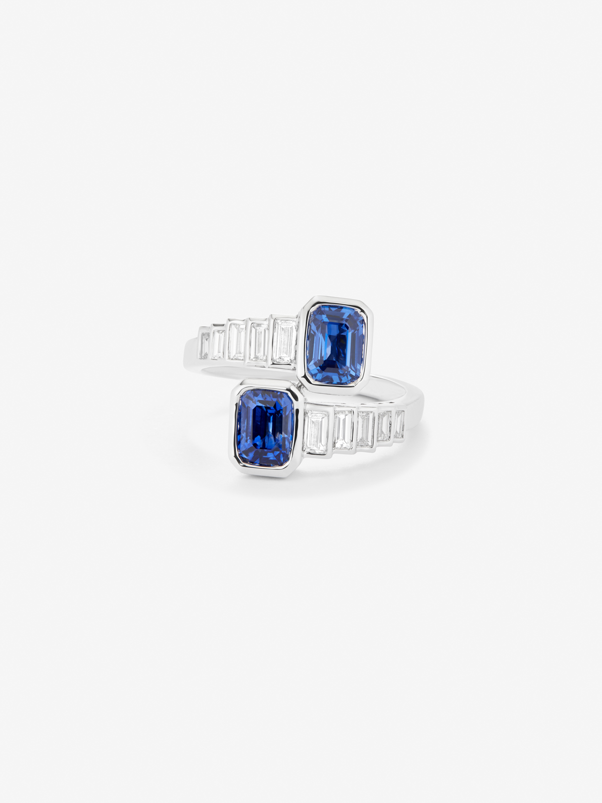 You and I 18k White Gold Ring with Blue and Blue Lofiros live in octagonal size of 2.2 cts and white diamonds in 0.52 cts baggos