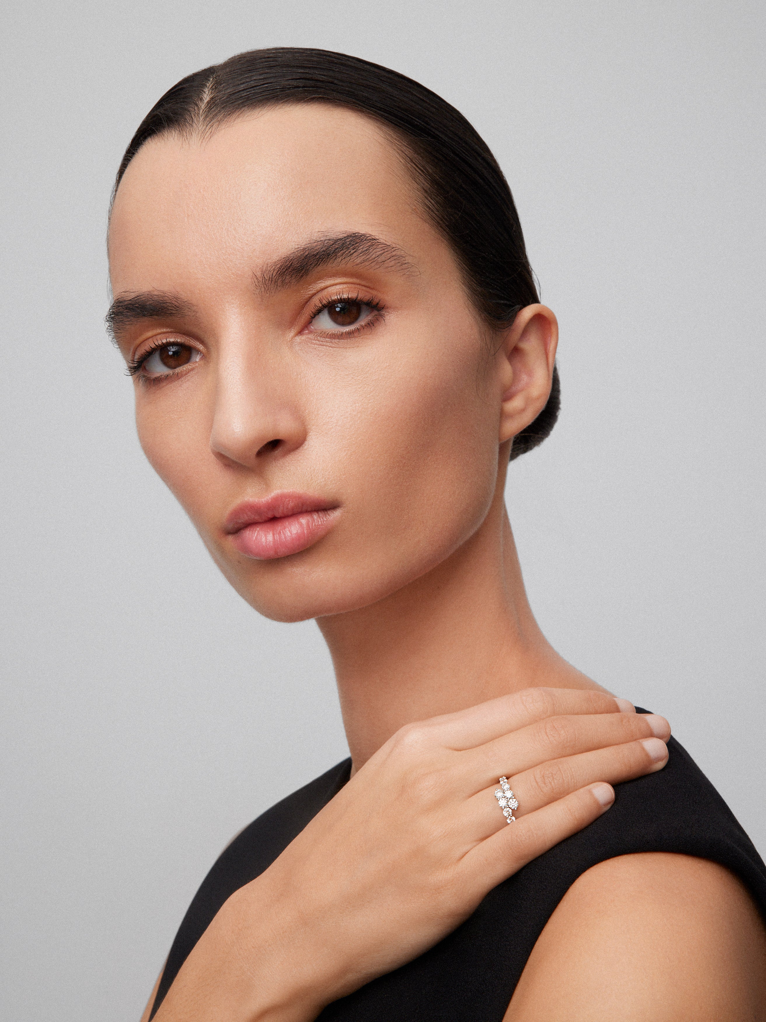 Anillo tú y yo de oro blanco de 18K con diamantes blancos en talla brillante de 1,15 cts