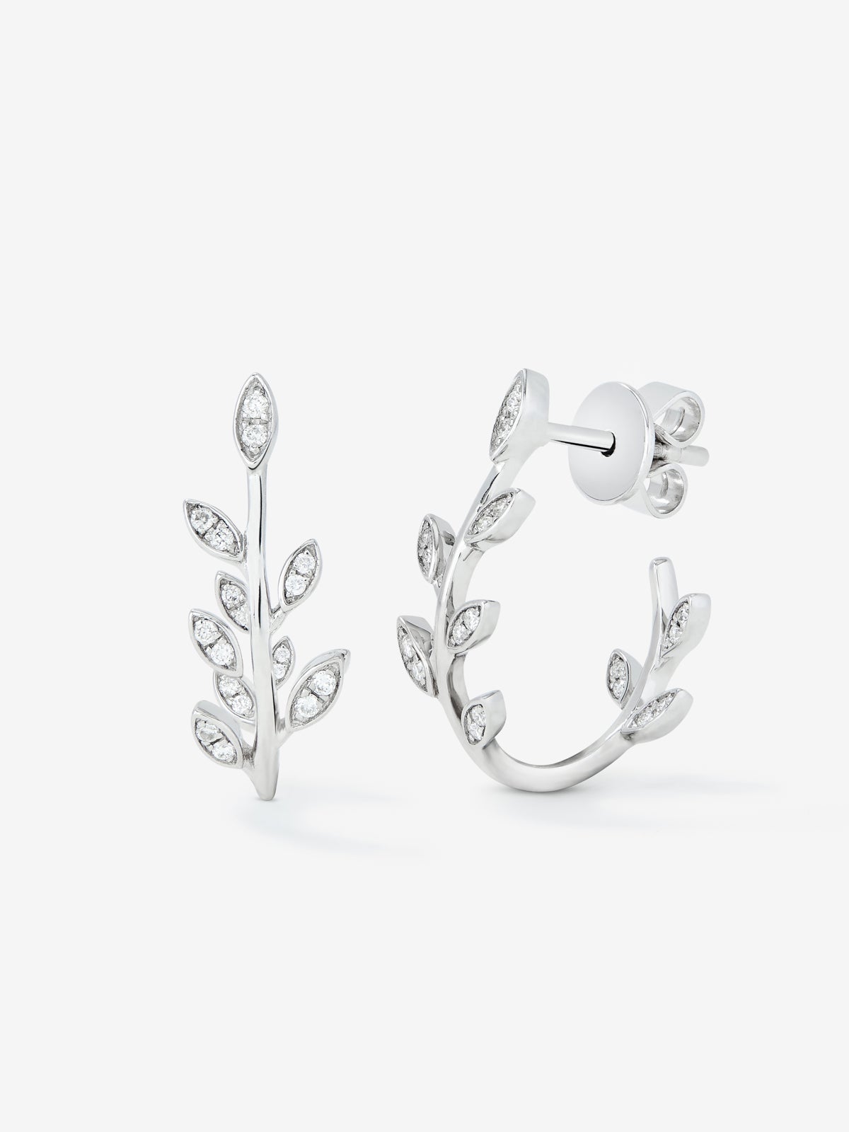 Pendientes de oro blanco de 18K con 36 diamantes en talla brillante con un total de 0,16 cts