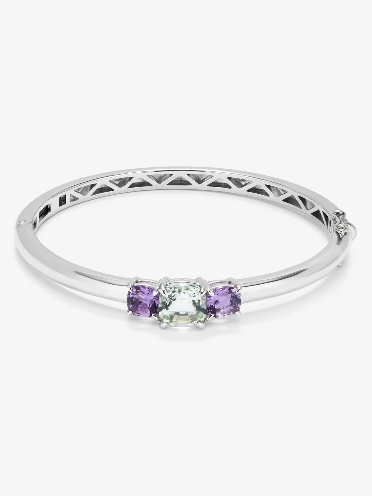 Pulsera de plata 925 con amatista verde en talla cushion de 2,47 cts y amatistas moradas en talla cushion de 1,6 cts