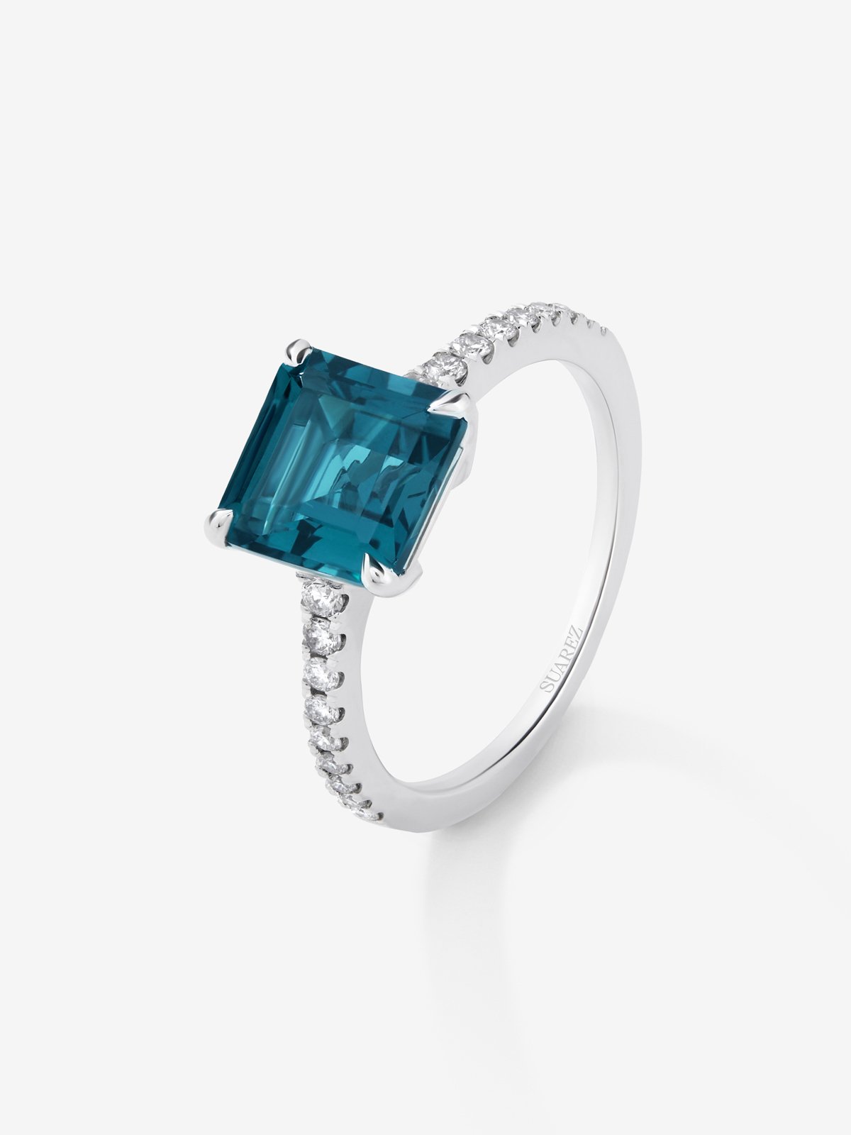 18K White Gold Solitary Ring with London Blue Topacio 1.2 cts and white diamonds in bright size