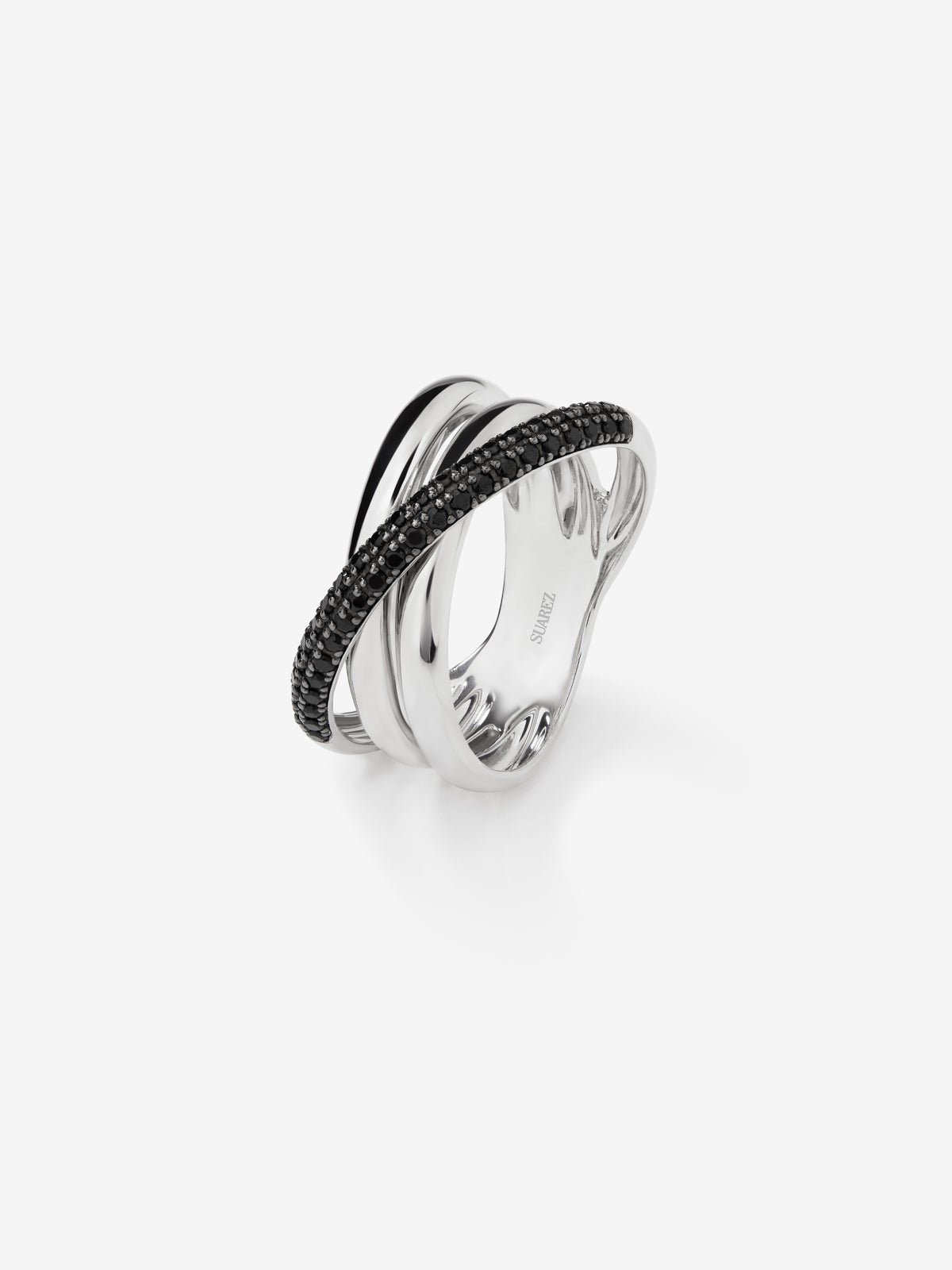 Anillo multibrazo cruzado de plata 925 con espinelas negras en talla brillante