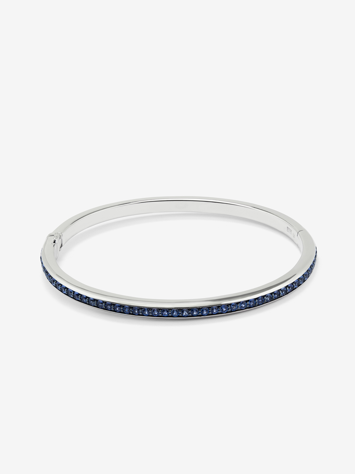 925 Silver rigid bracelet with sapphires.