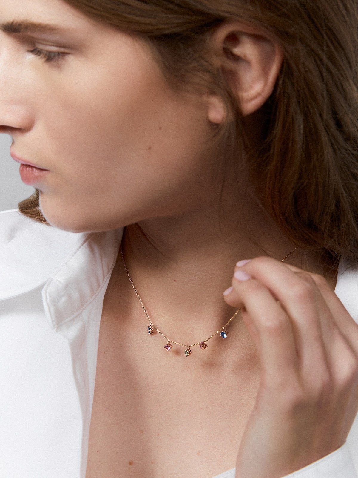 18K rose gold pendant chain with multicolor sapphire