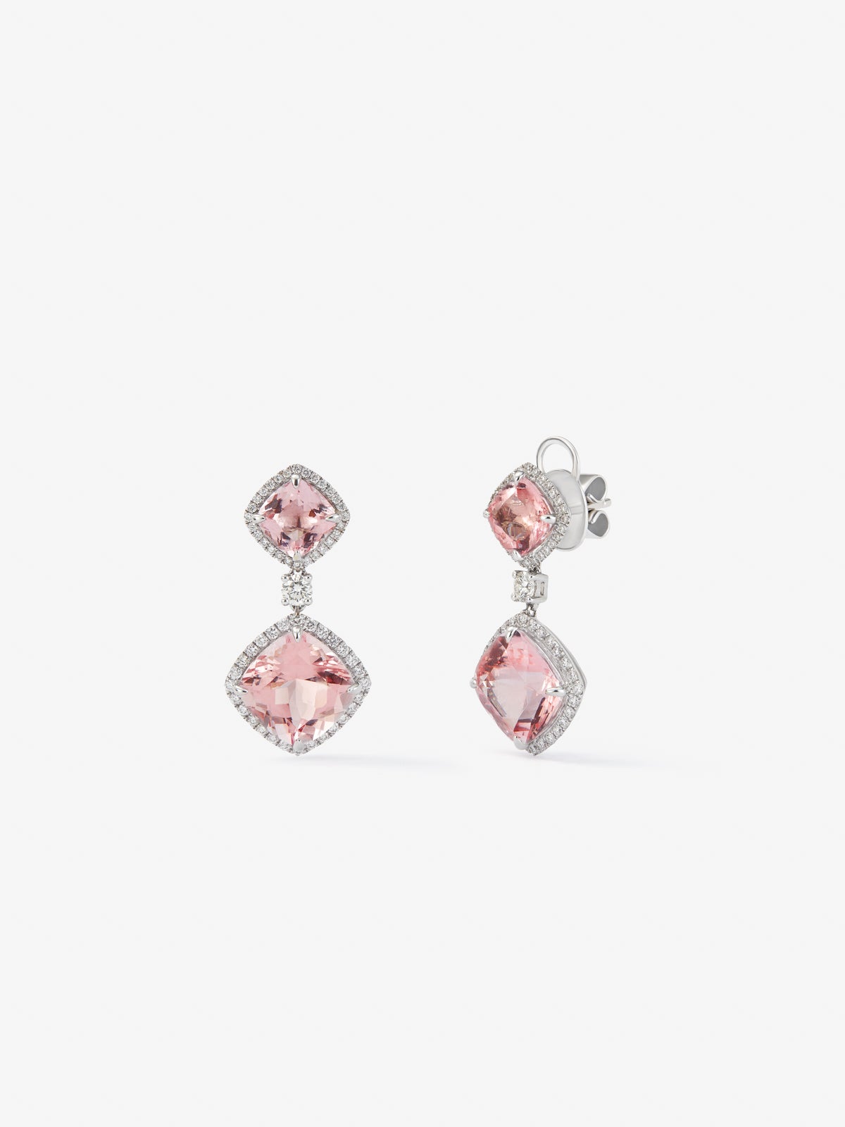 Pendientes de oro blanco de 18K con morganitas en talla cushion de 10,33 cts y diamantes en talla brillante de 0,85 cts