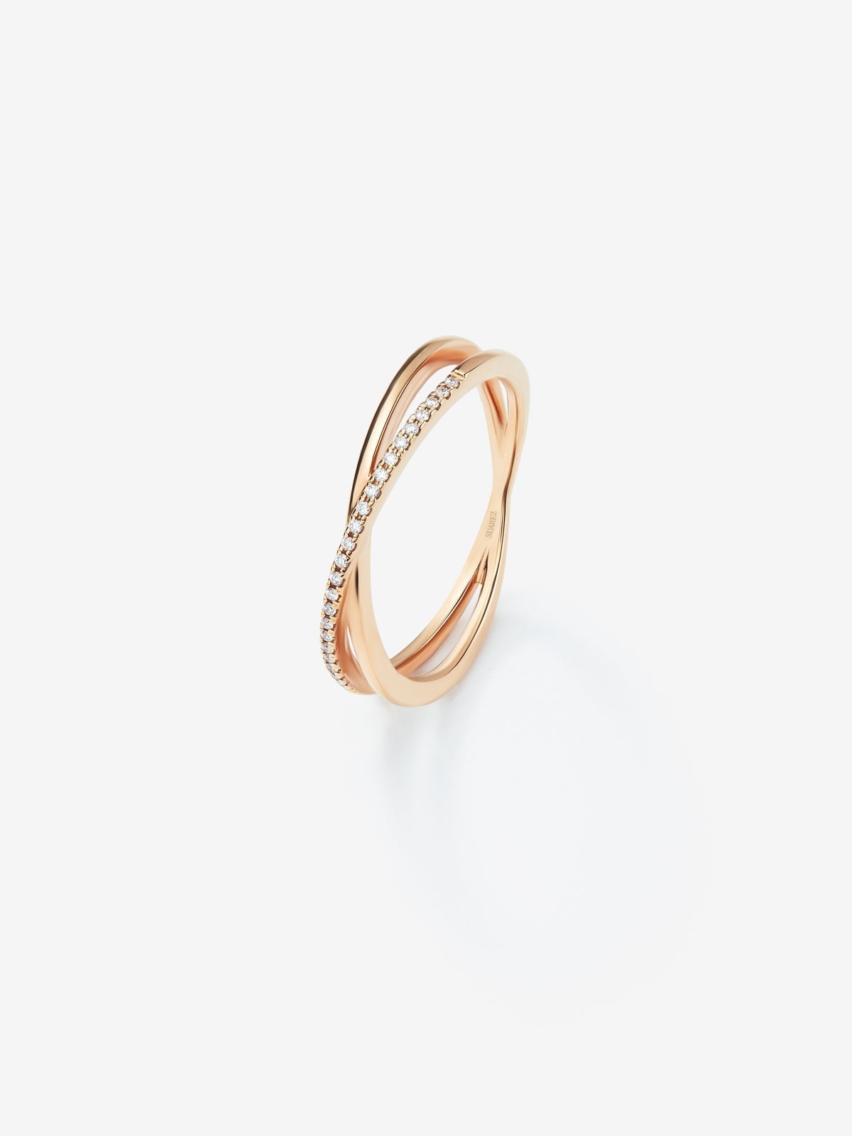 18K rose gold cross ring with 24 brilliant-cut white diamonds with a total of 0.07 cts