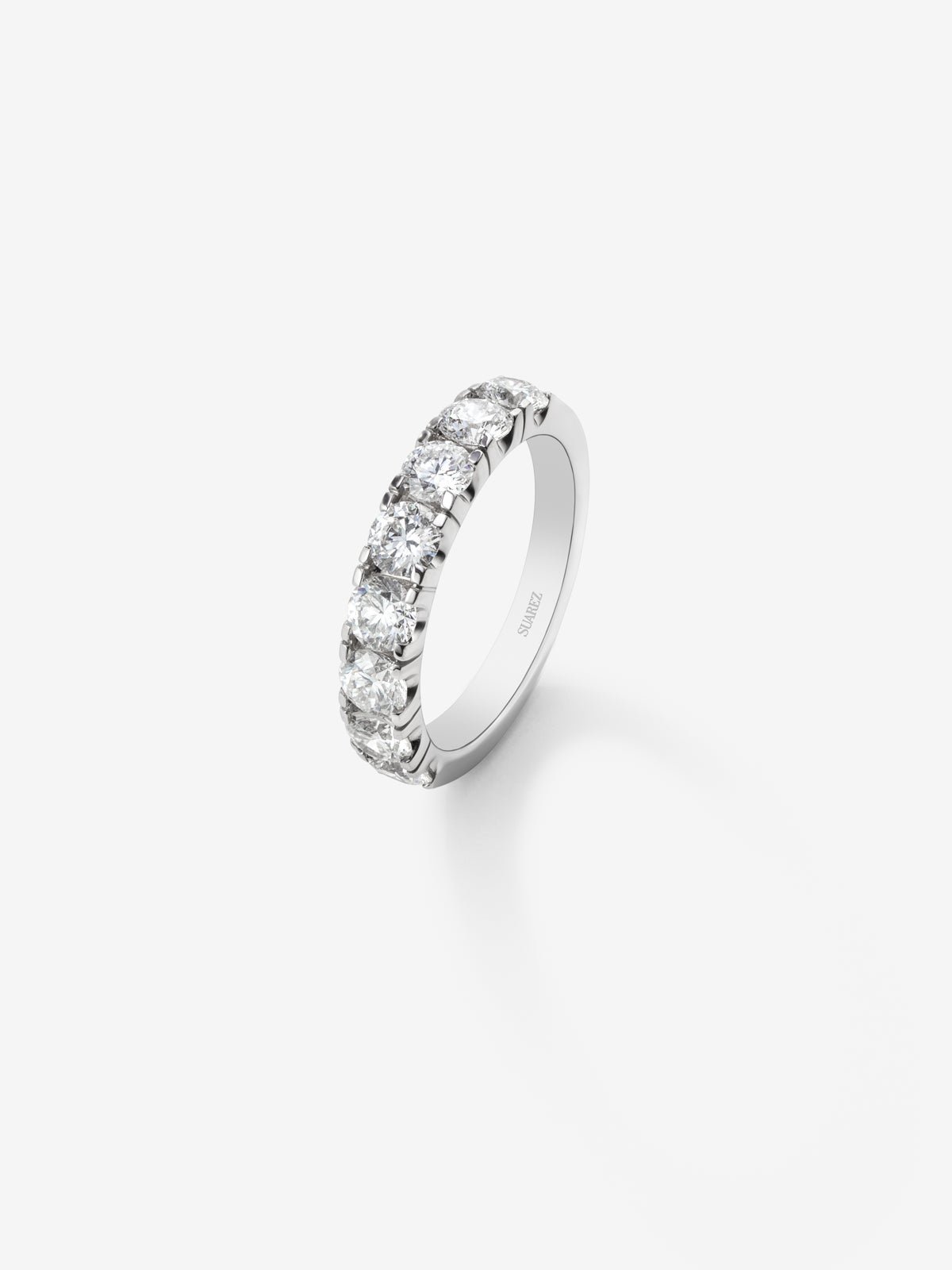 Half ring in 18K white gold with 8 brilliant-cut diamonds with a total of 1.23 cts