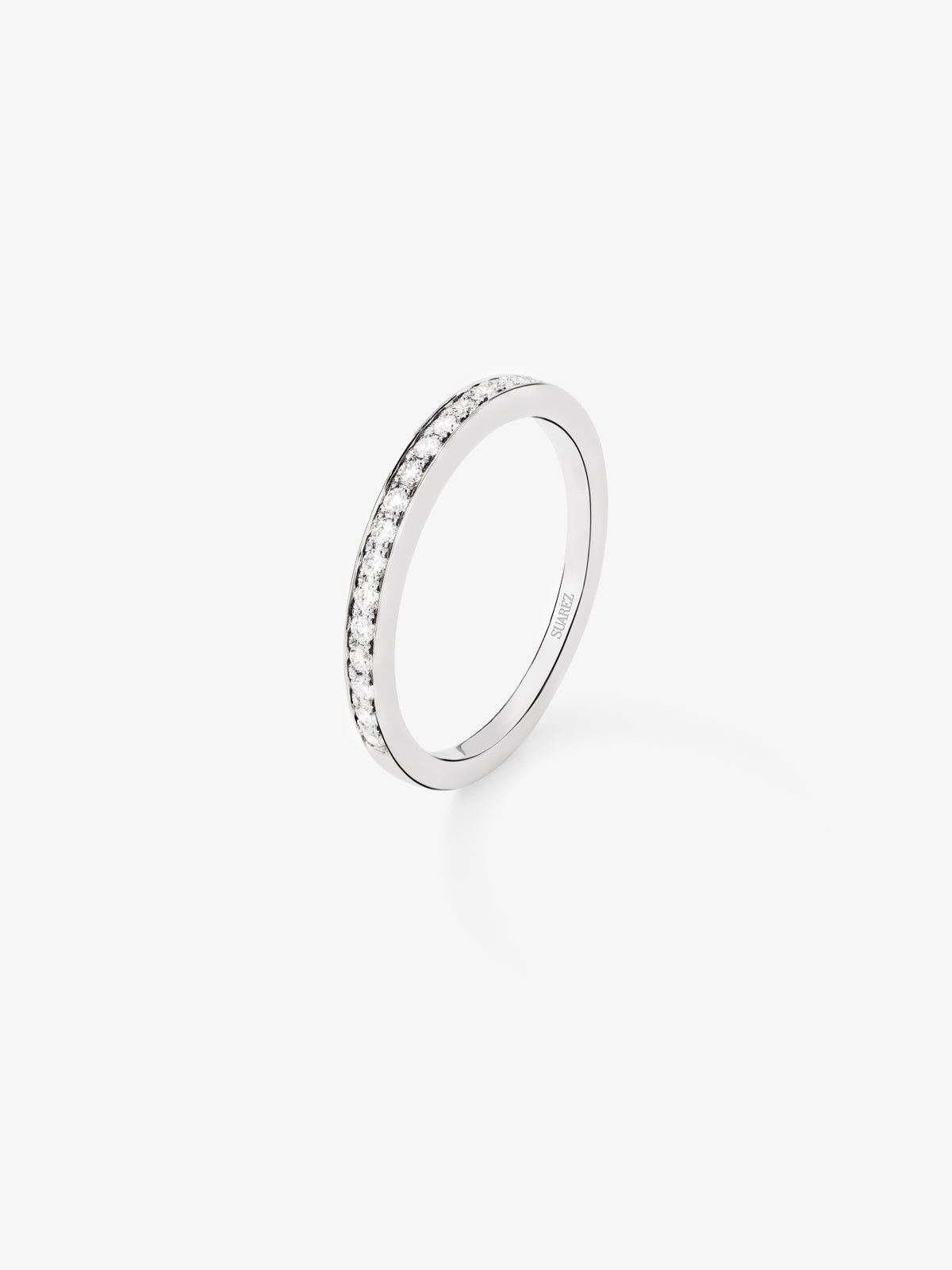 Half ring in 18K white gold with 16 brilliant-cut diamonds with a total of 0.22 cts