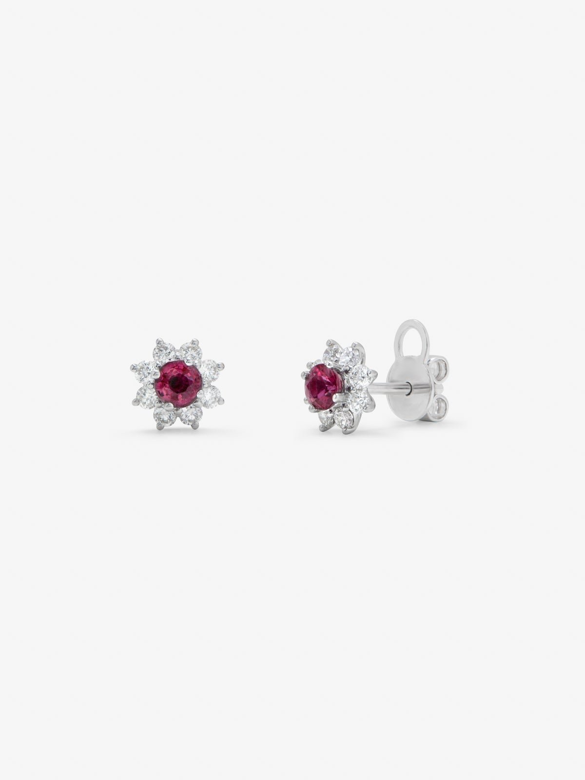 18K white gold star earrings with ruby and diamond