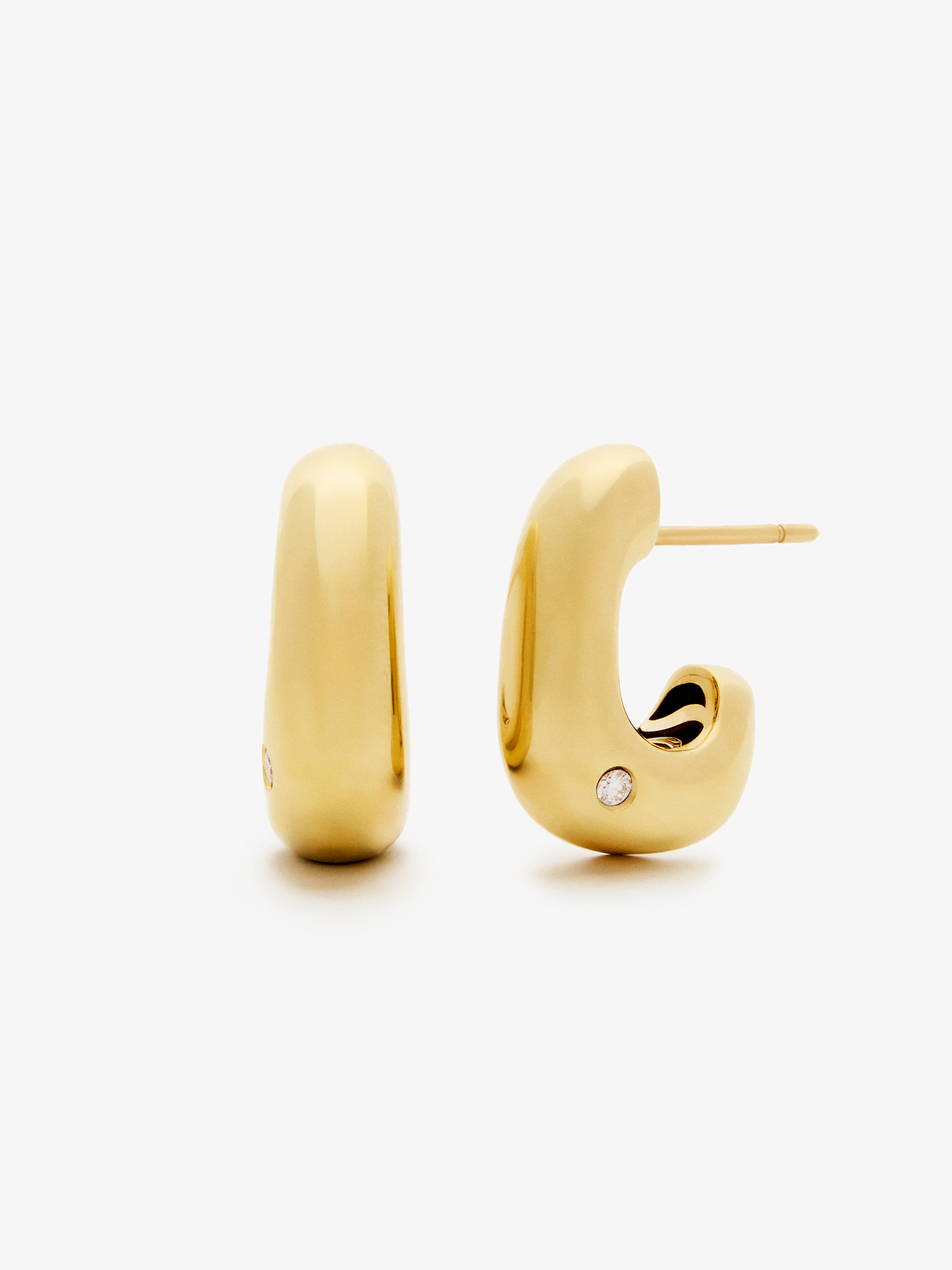 Medium 18K yellow gold hoop earrings with 0.05 ct brilliant cut diamonds