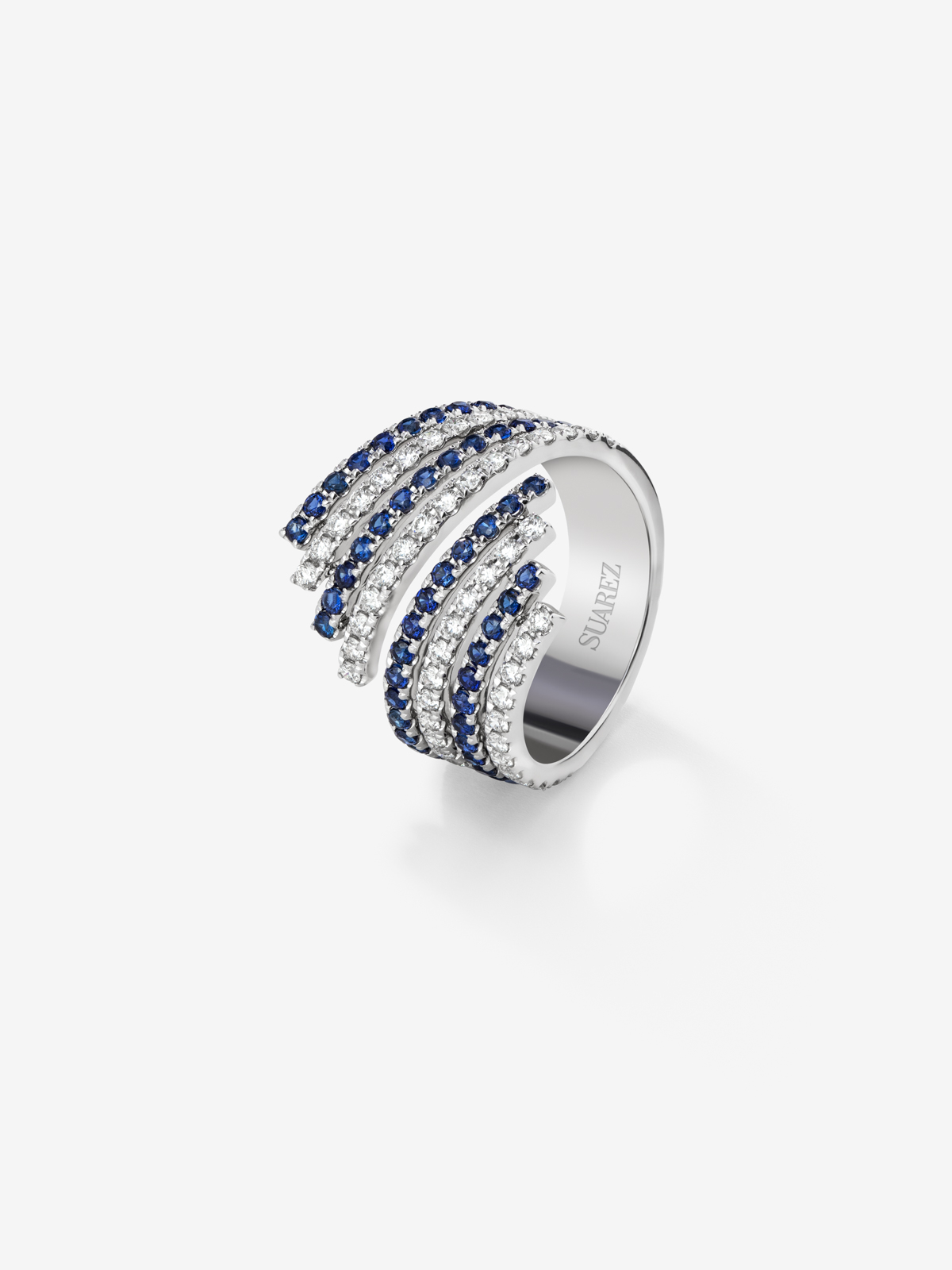 18K White Gold Ring with Diamond and Sapphire