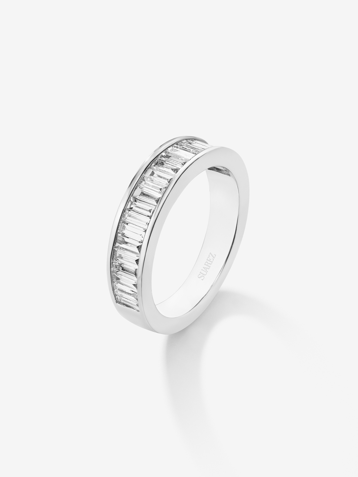 Half-eternity engagement ring in 18K white gold with baguette-cut diamonds on band 1.27ct