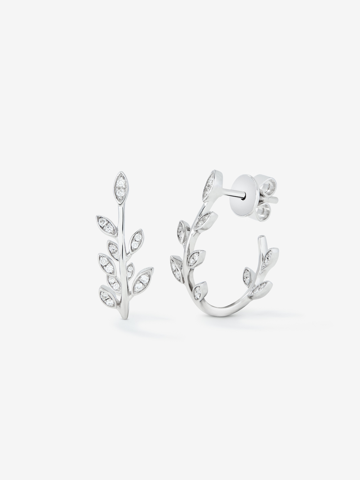 18K white gold hoop earrings with pave diamond
