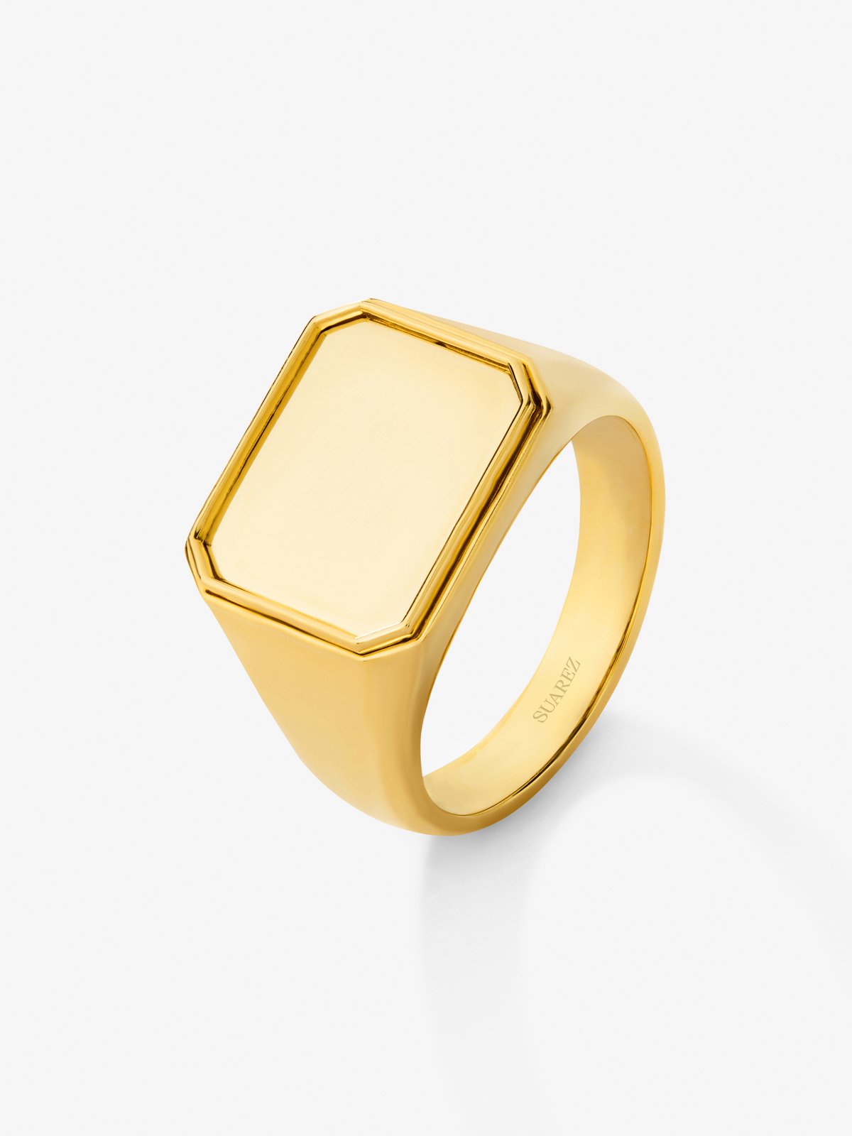Anillo de sello grande de oro amarillo de 18K