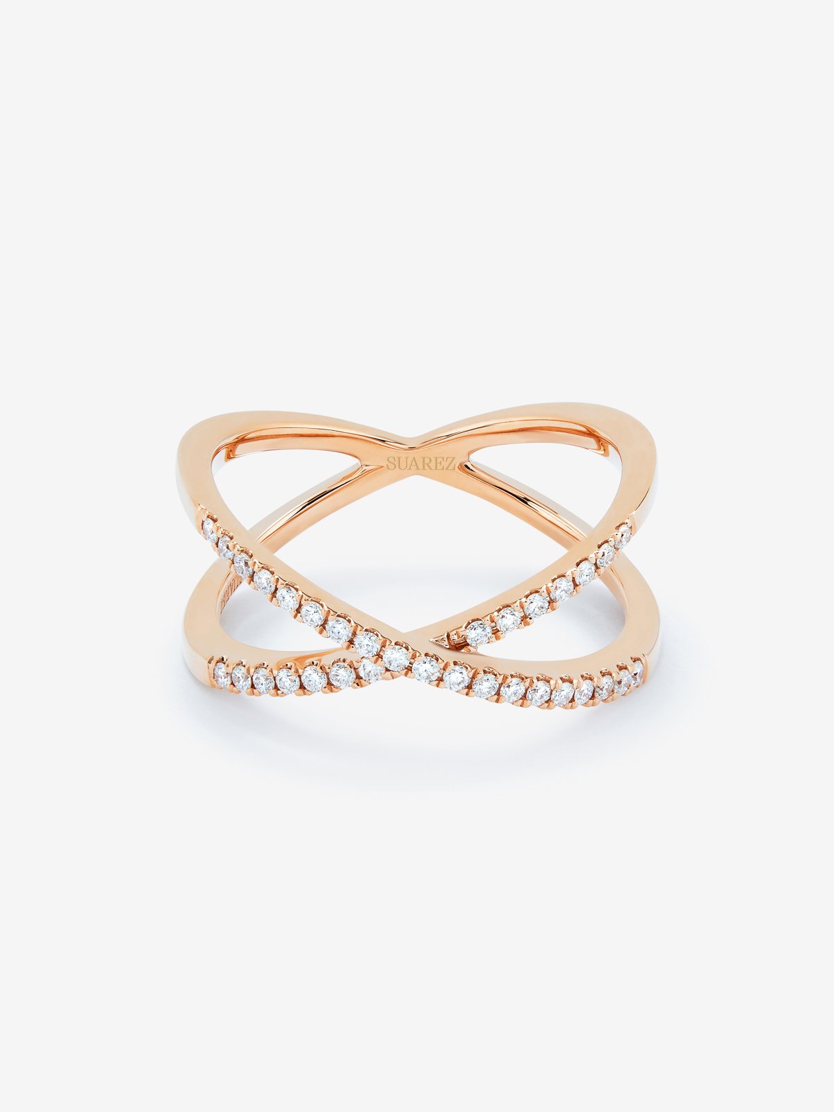 18K rose gold cross ring with 33 brilliant-cut white diamonds with a total of 0.2 cts