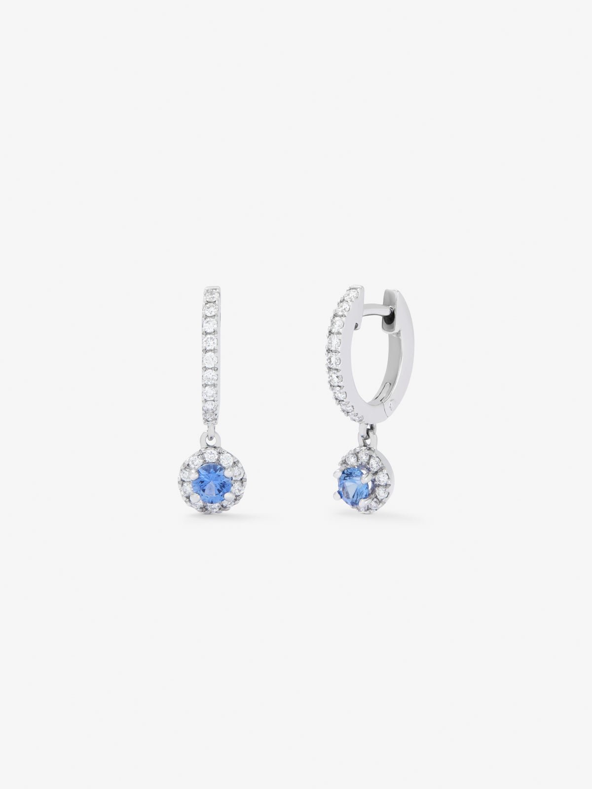 18K white gold hoop earrings with 38 brilliant-cut diamonds with a total of 0.29 cts and 2 brilliant-cut blue sapphires with a total of 0.37 cts