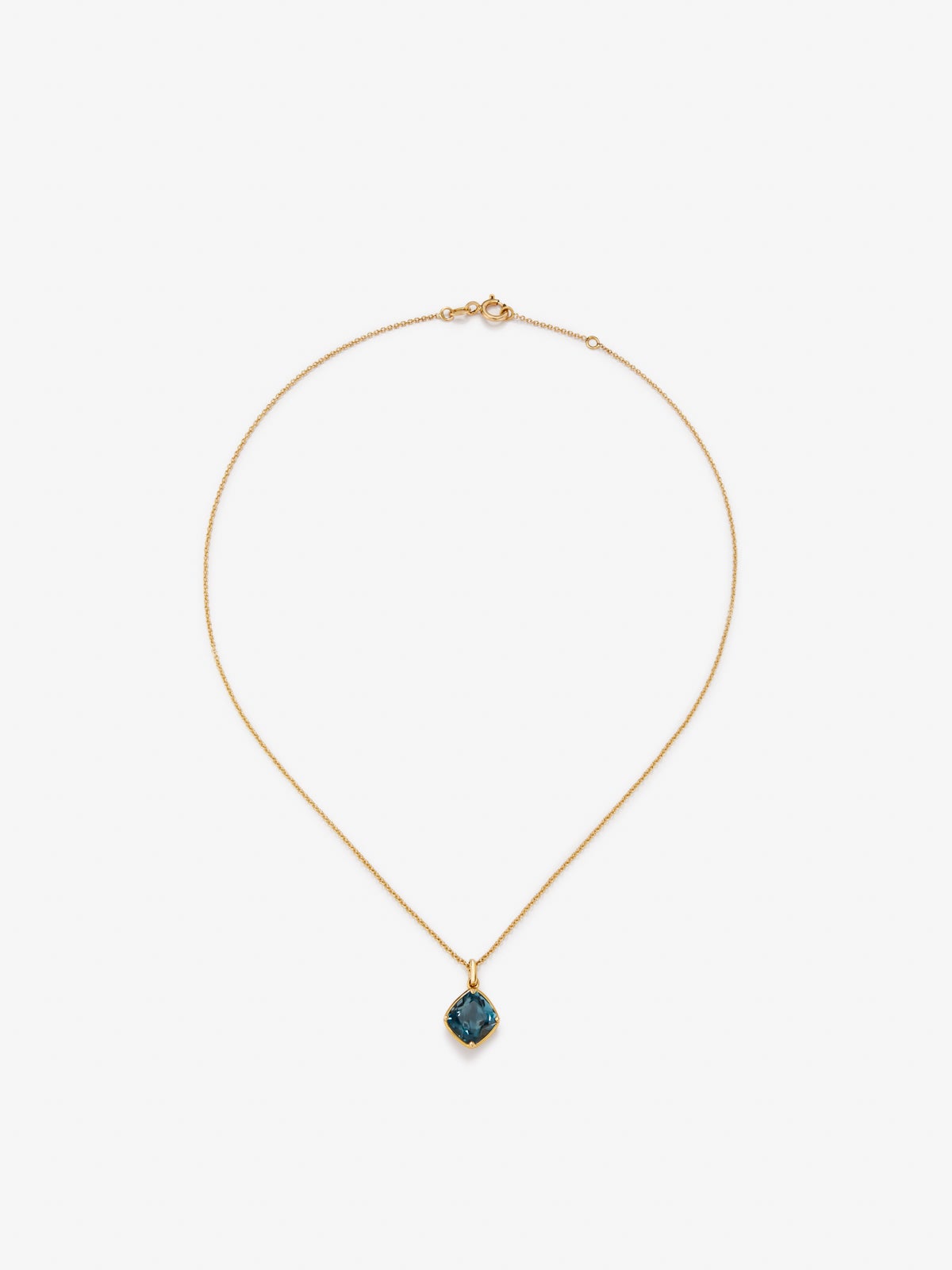 18K yellow gold pendant chain with topaz.