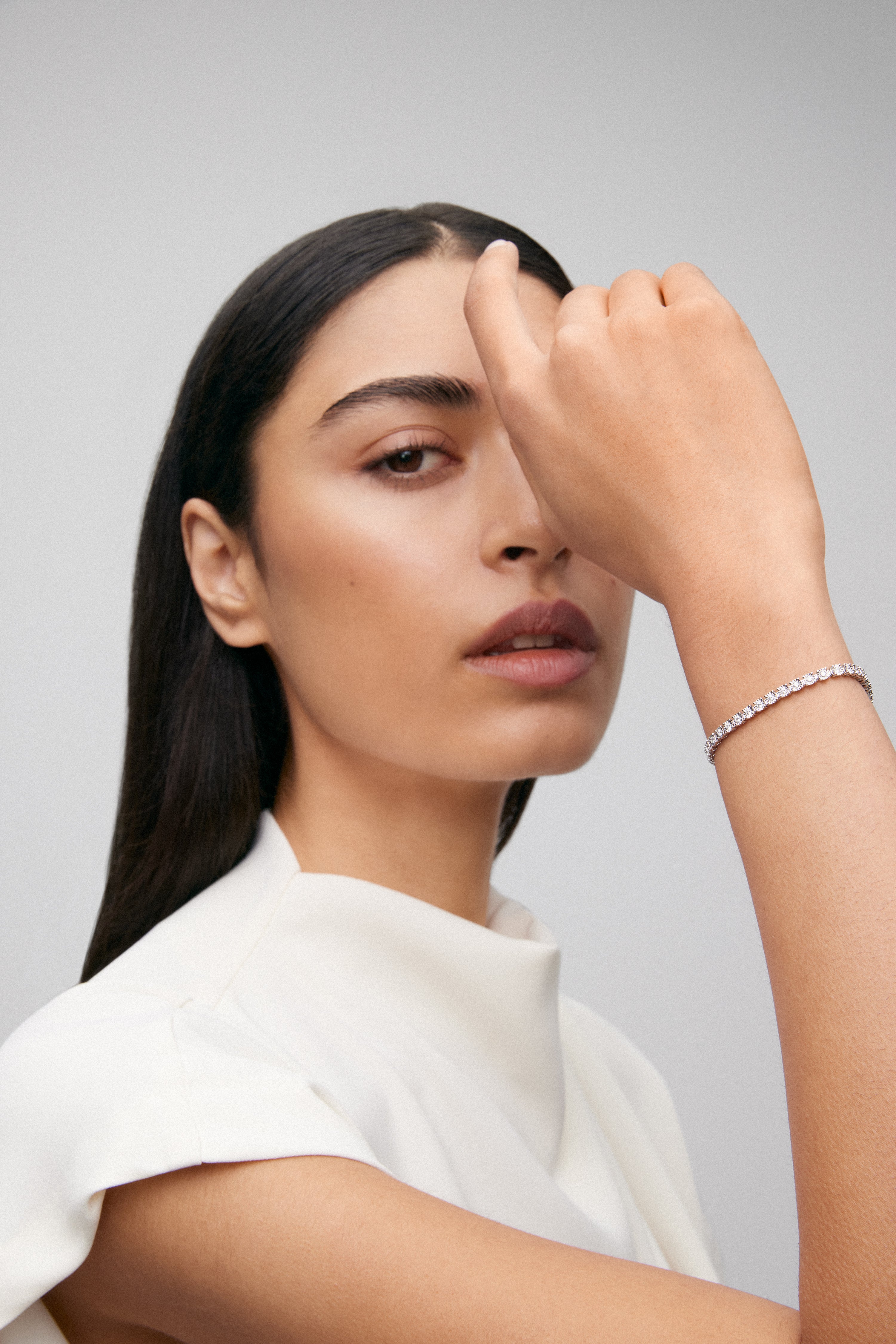 Pulsera rivière de oro blanco de 18K con diamantes en talla brillante de 0,89 cts