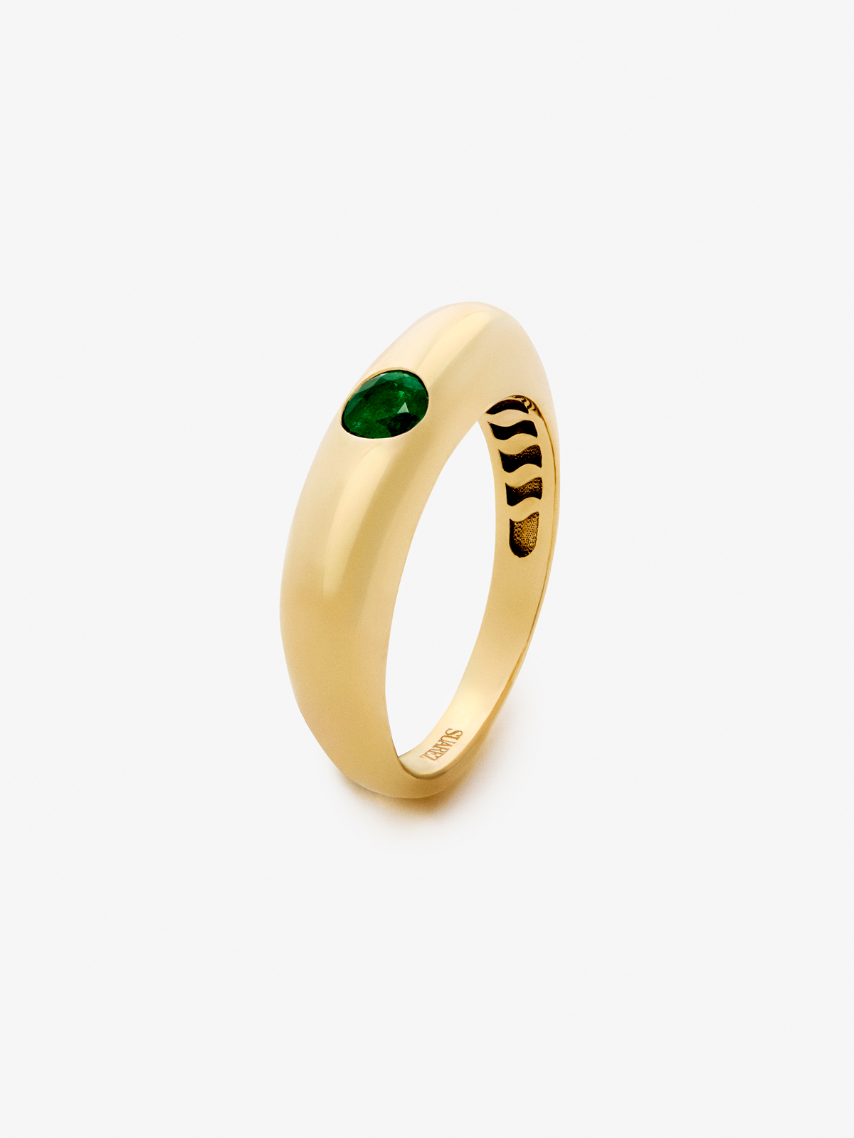 18K yellow gold ring with 0.25 ct brilliant cut emerald