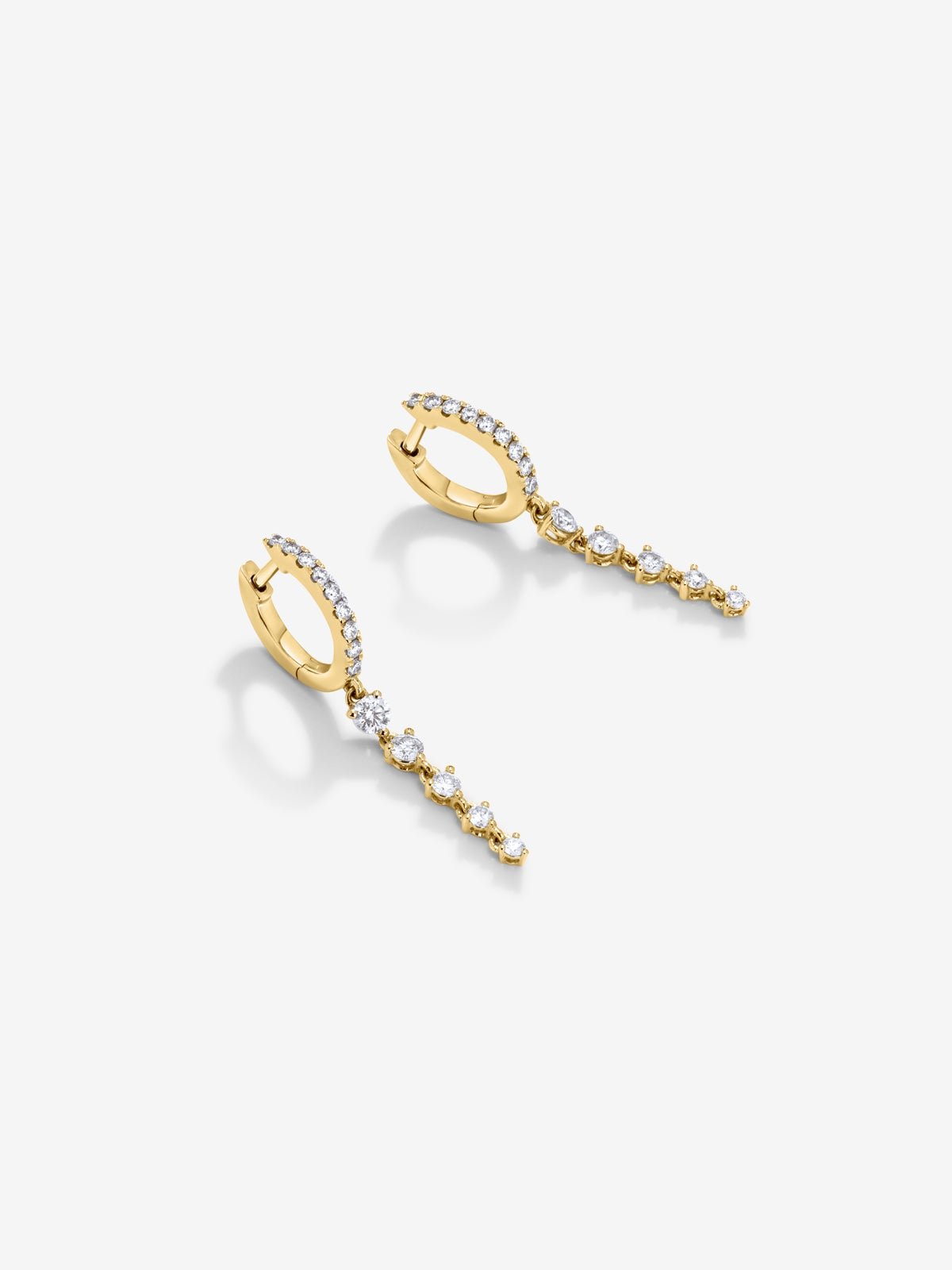 18K yellow gold earrings with 32 brilliant-cut diamonds with a total of 1.09 cts