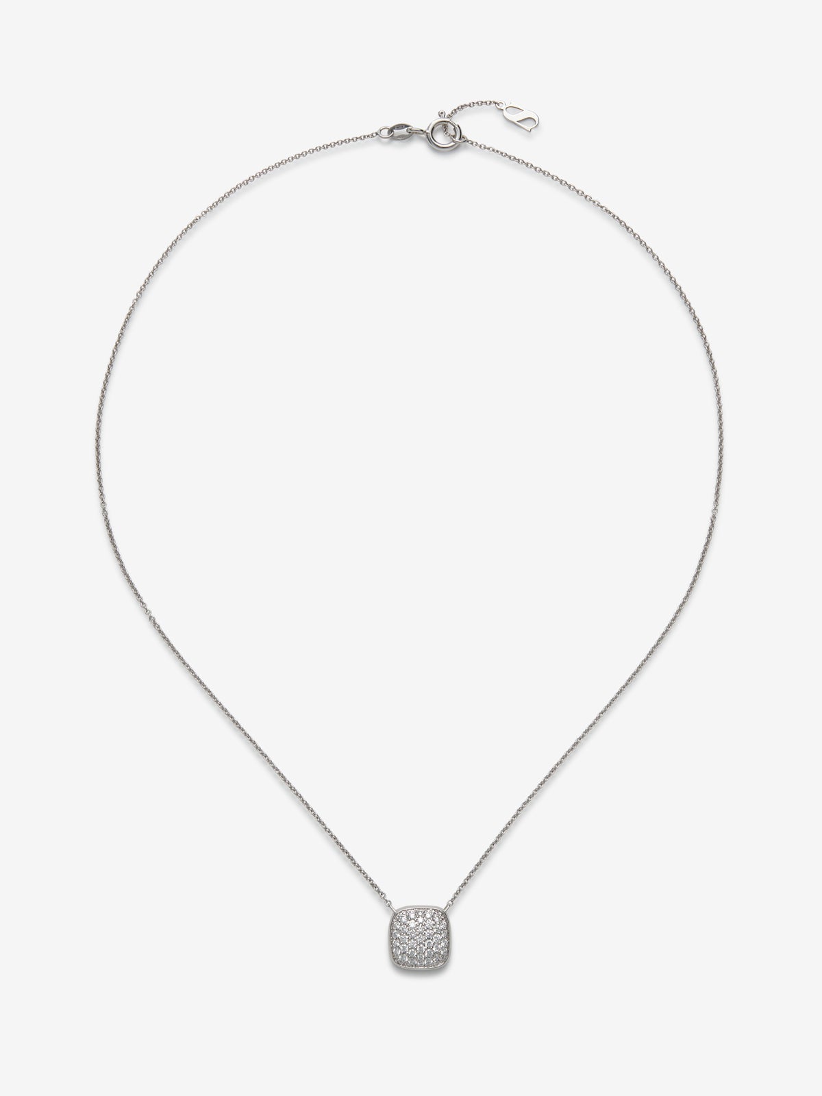Colgante de oro blanco de 18K con motivo central geométrico con pavé de diamantes en talla brillante