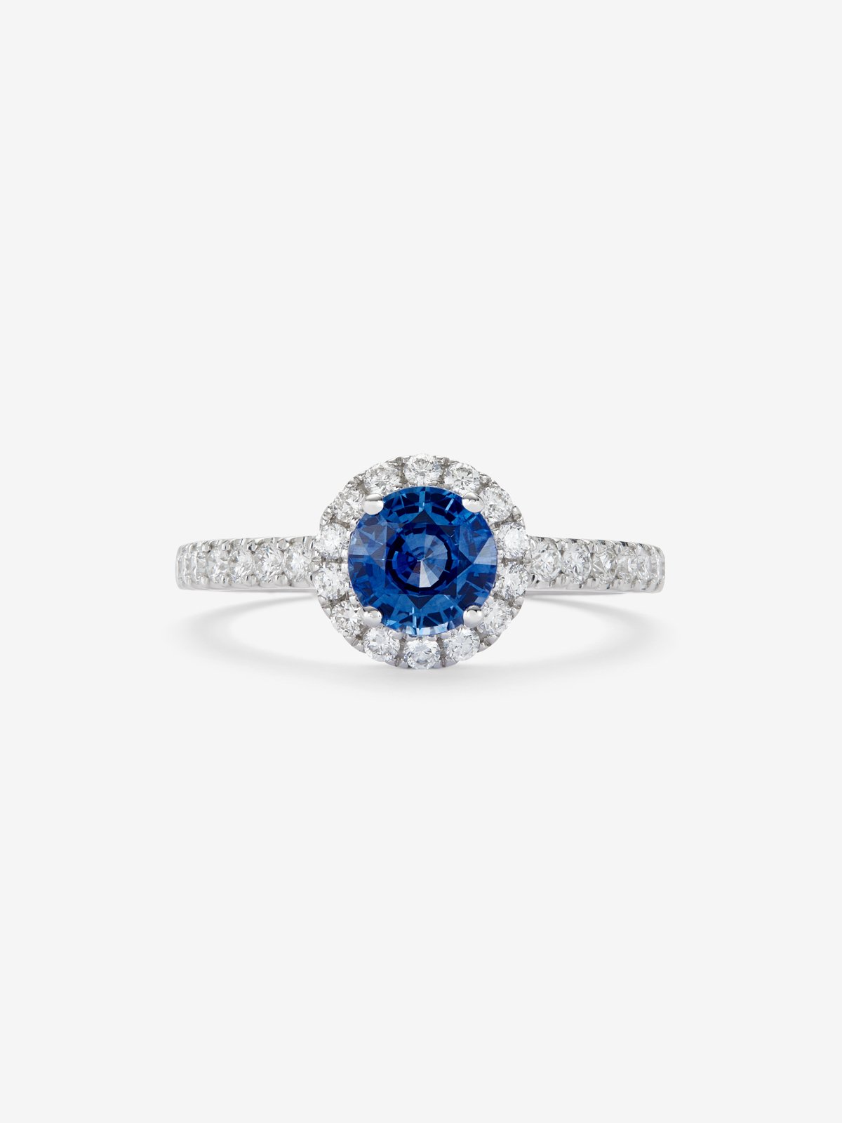 18K white gold ring with brilliant-cut blue sapphire of 1.07 cts and brilliant-cut diamonds with a total of 0.40 cts