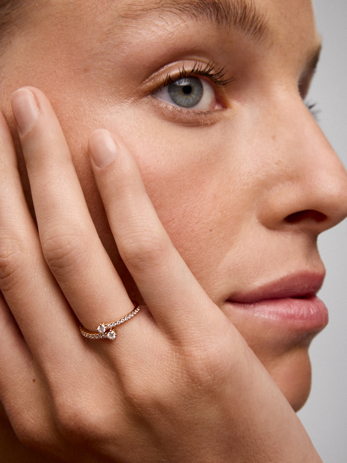 You and Me ring in 18K rose gold with diamonds.