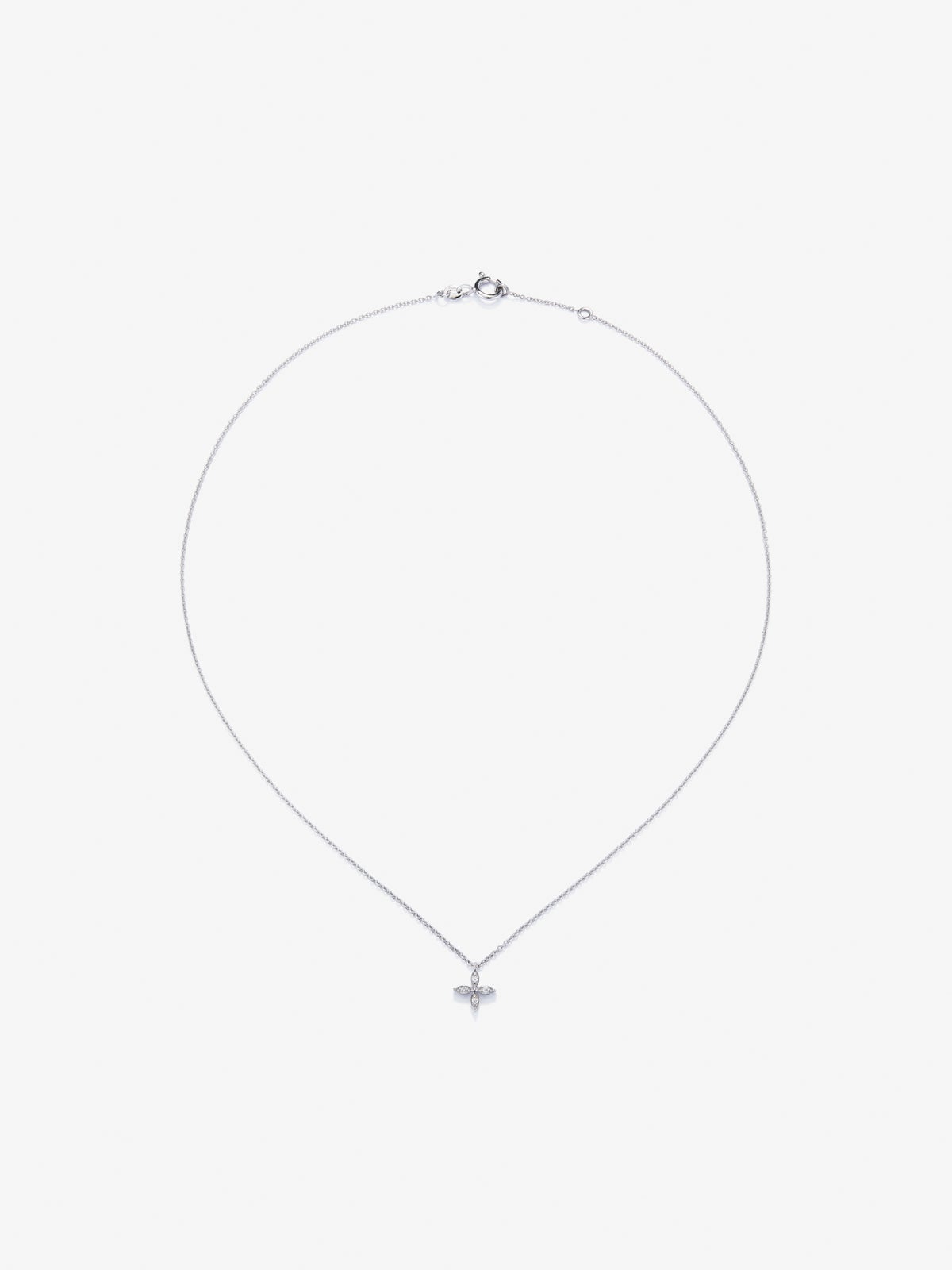 18K White gold pendant chain with diamond.