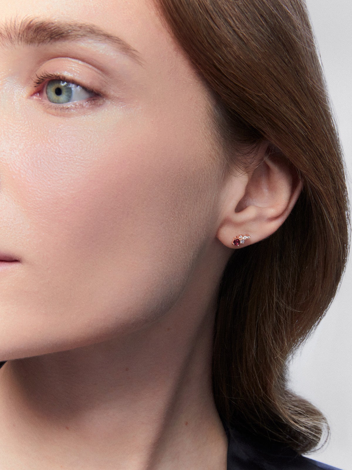 Individual left earring in 18K rose gold with ruby and diamonds