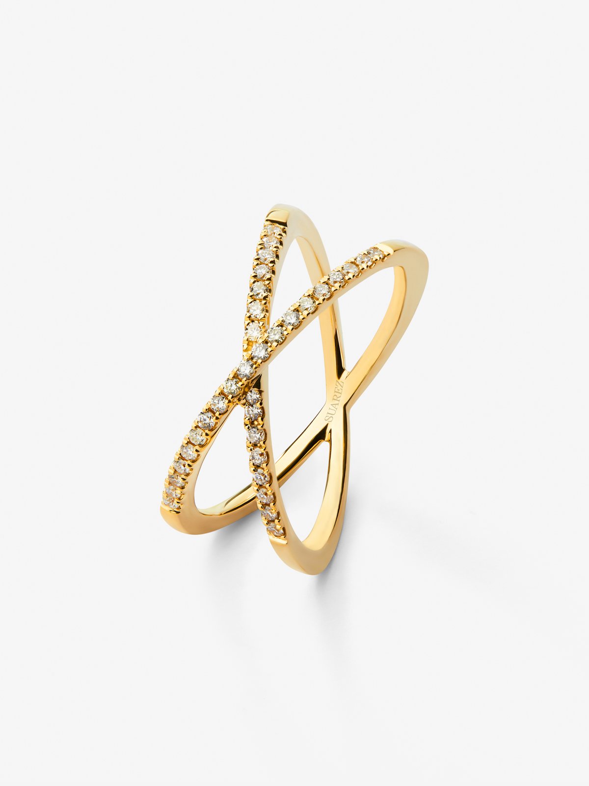 Anillo cruzado de oro amarillo de 18K con 33 diamantes en talla brillante con un total de 0,2 cts