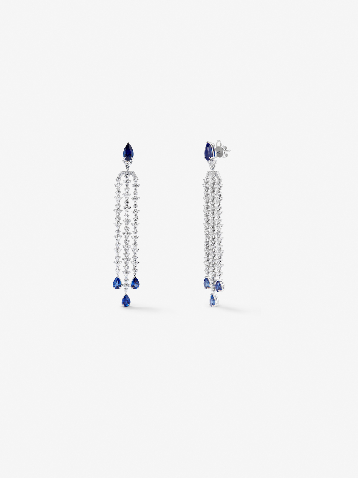 Pendientes de oro blanco de 18K con zafiros azul royal en talla pera de 5,61 cts y diamantes blancos en talla brillante de 3,44 cts